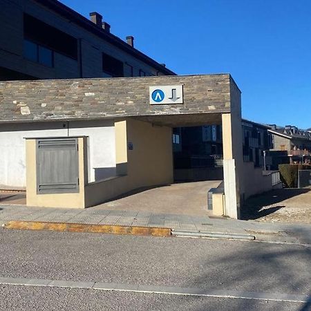 Ferienwohnung Cal Xera - Acollidora Planta Baixa Amb Llar De Foc I Jardi Privat Puigcerdà Exterior foto